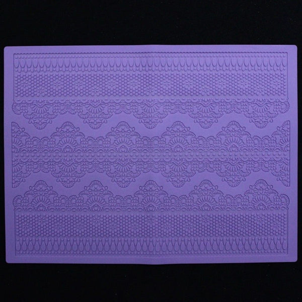 Large 2 Pattern Lace Mat